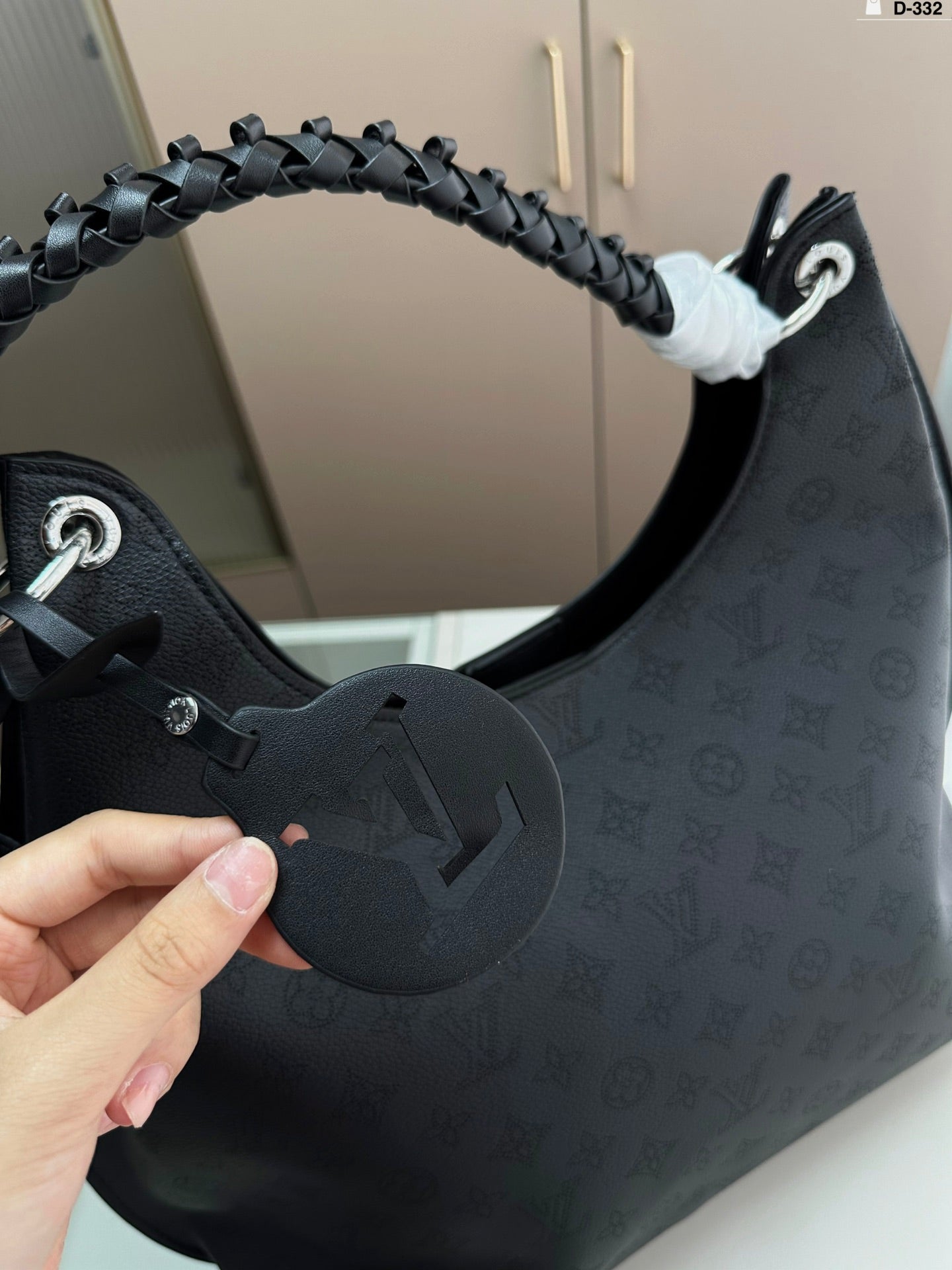 LV Bullogne Handbag (Black)