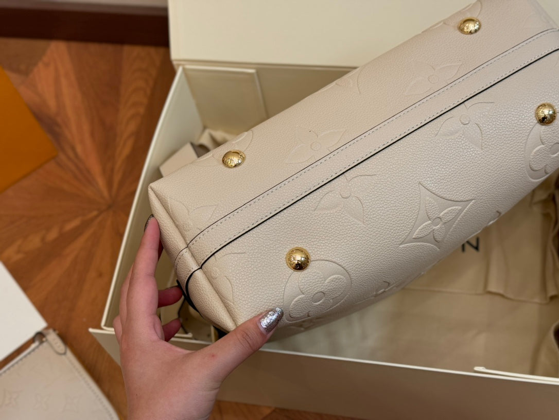 LV Bullogne Purse Bundle (Beige Cream)