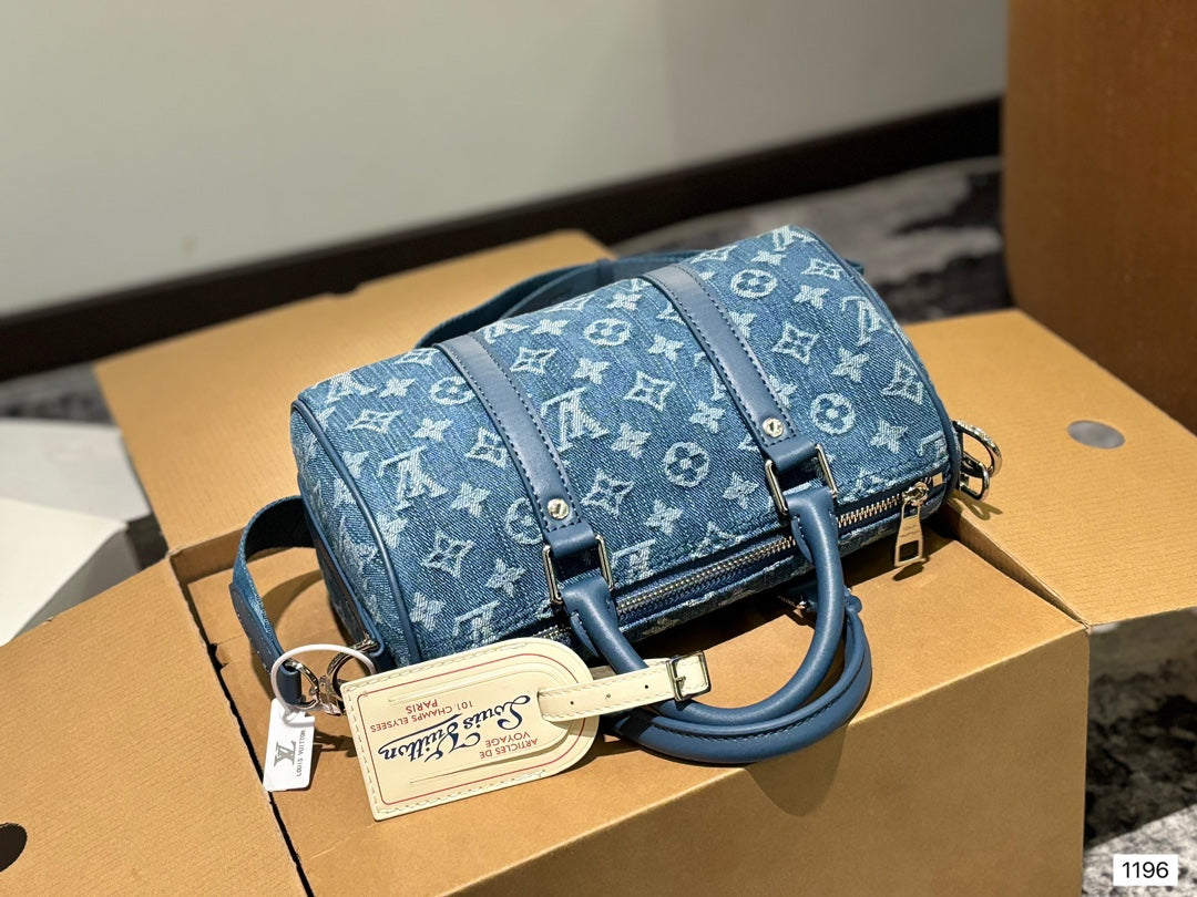 LV Bandouliere Bag