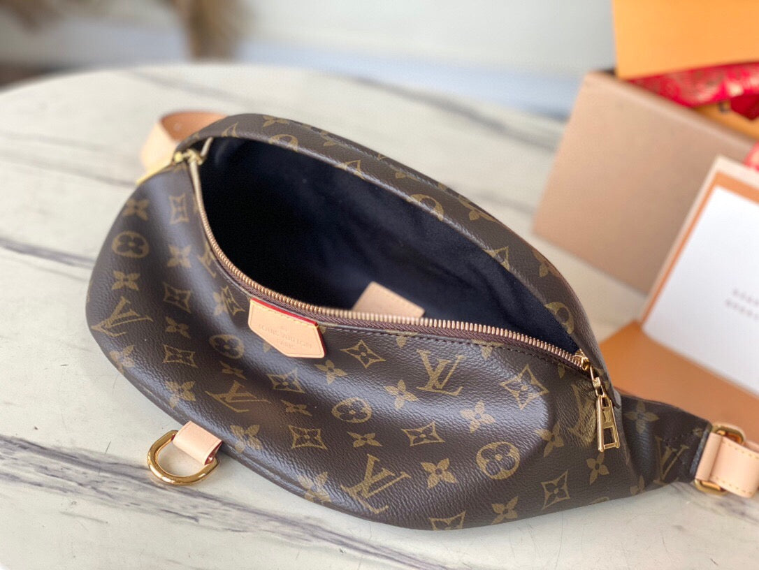 LV Monogram Pouch