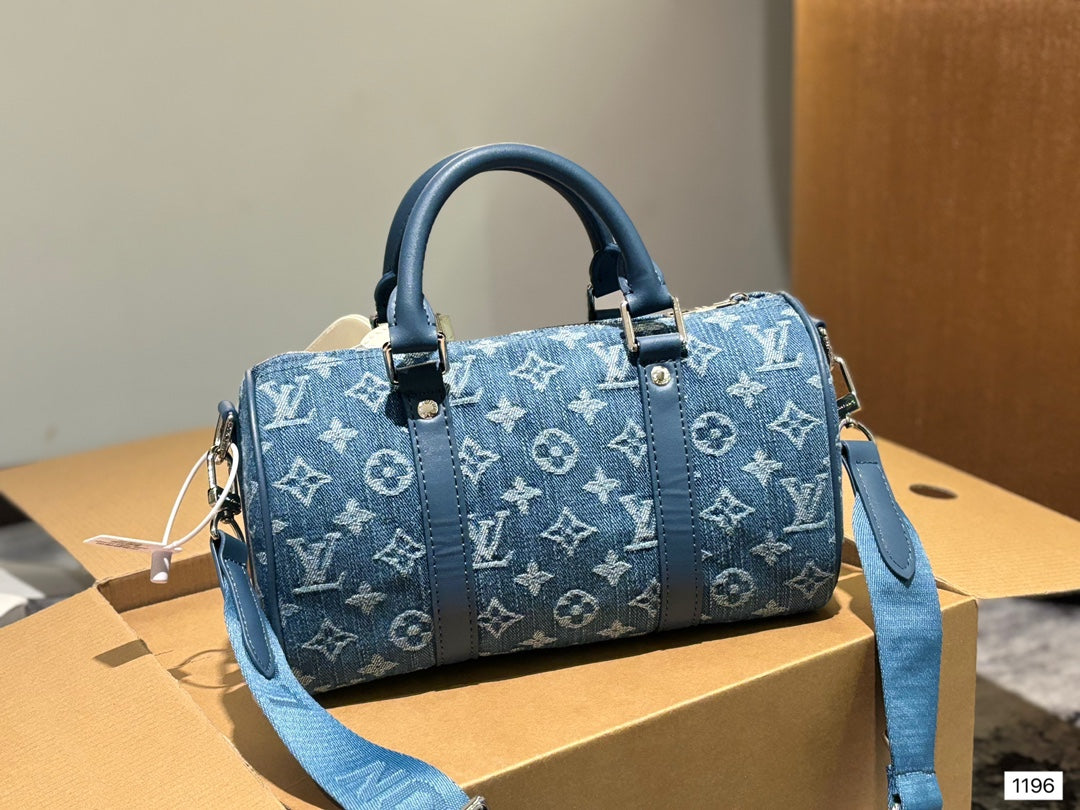 LV Bandouliere Bag