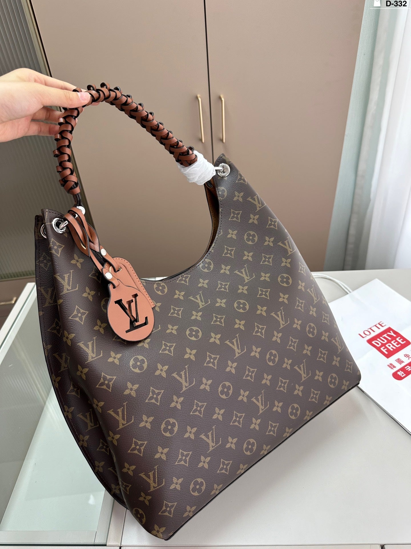 LV Bullogne Handbag in Monogram (Brown)