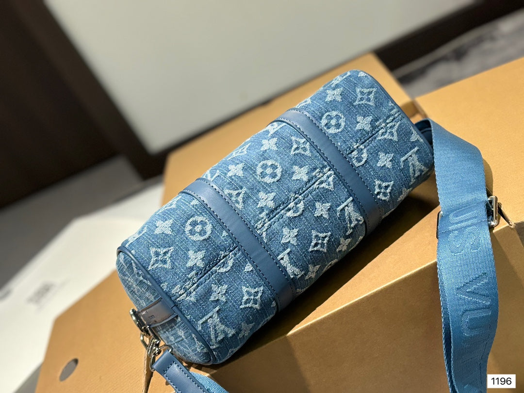LV Bandouliere Bag