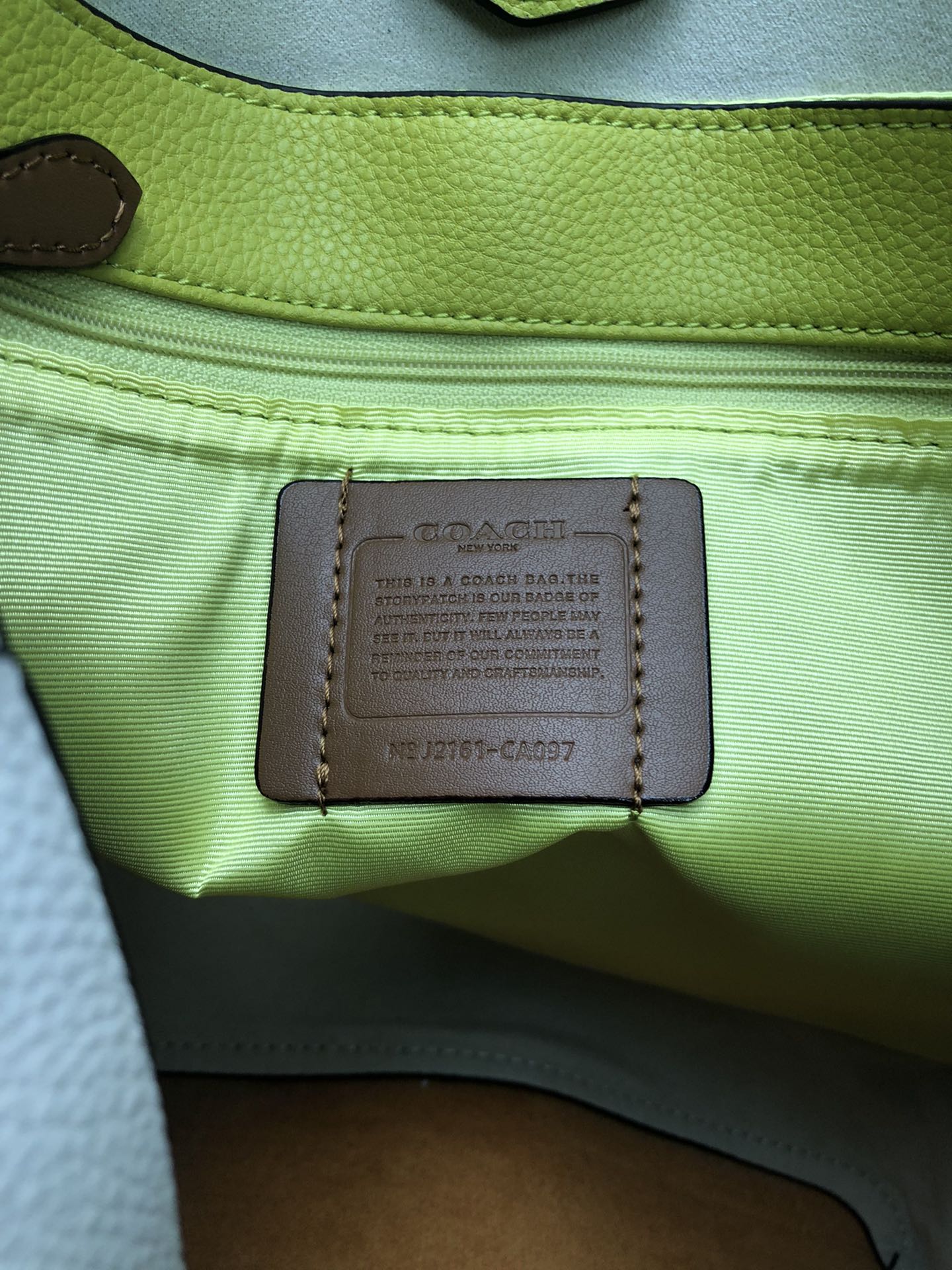 Coach Leatherware (White)