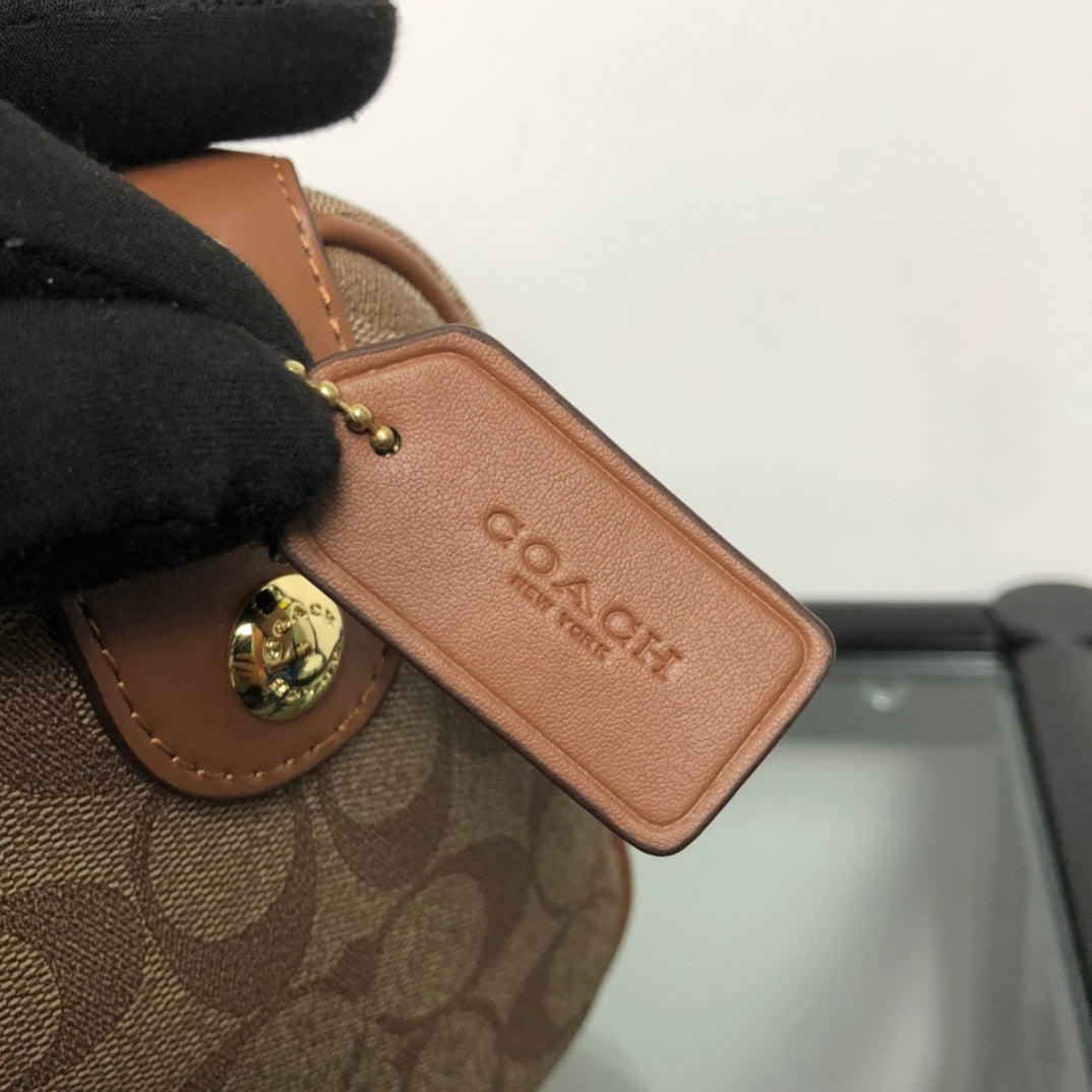 Coach