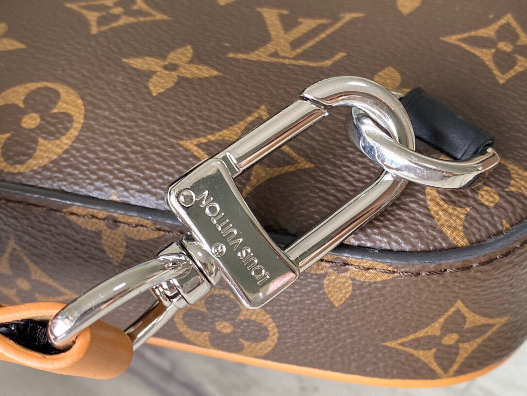 LV Avenue Sling Bag