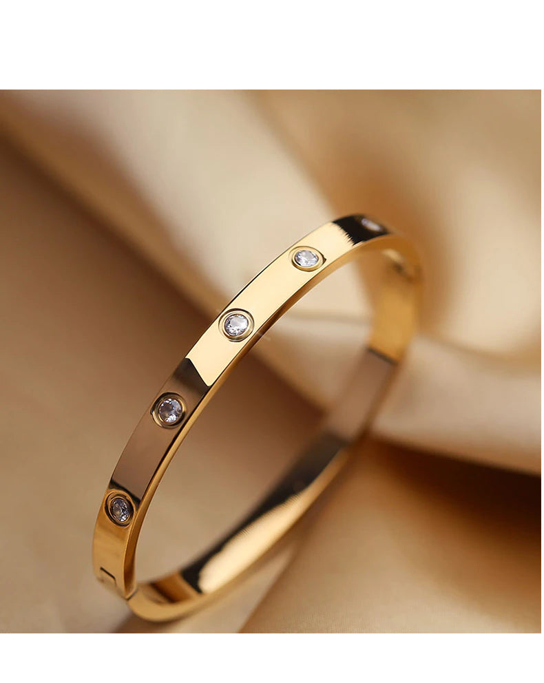 Luxury Brand Style 18K Gold Plated Cuff Bracelet