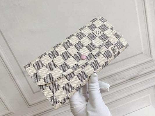LV Button Wallet