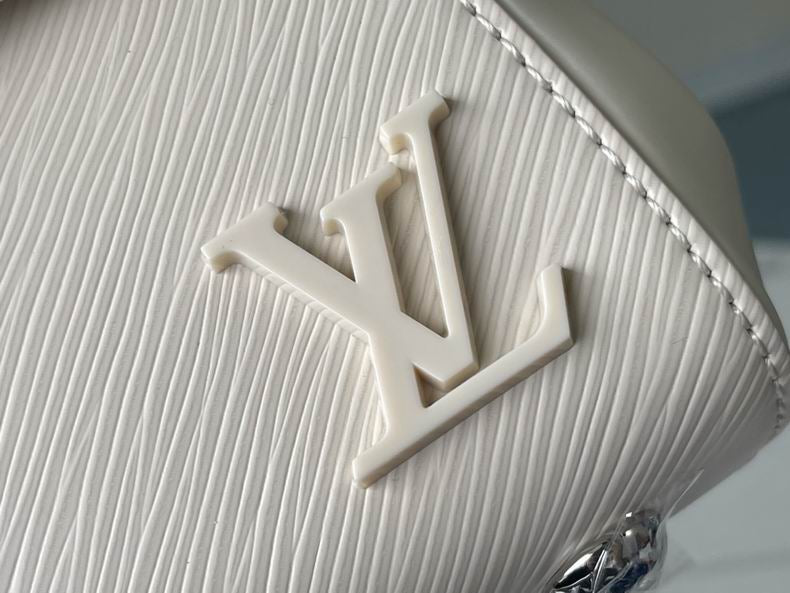 LV White Betty
