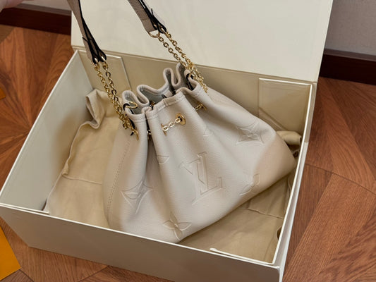 LV Bundle Flower Bag (Beige Cream)