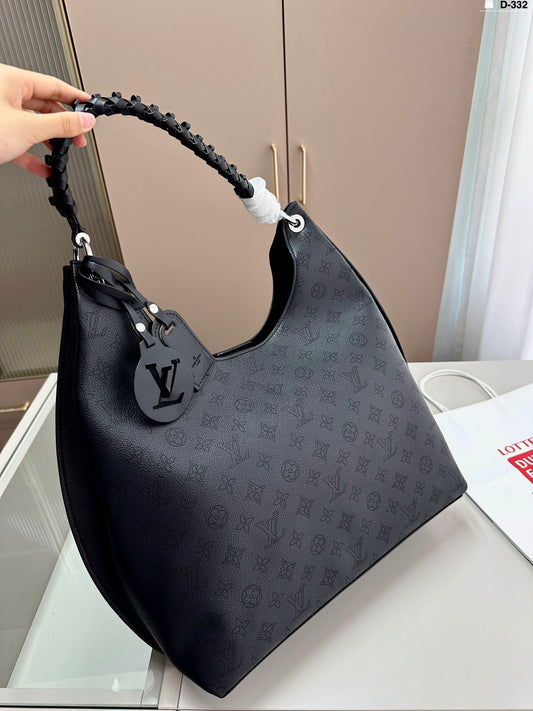 LV Bullogne Handbag (Black)