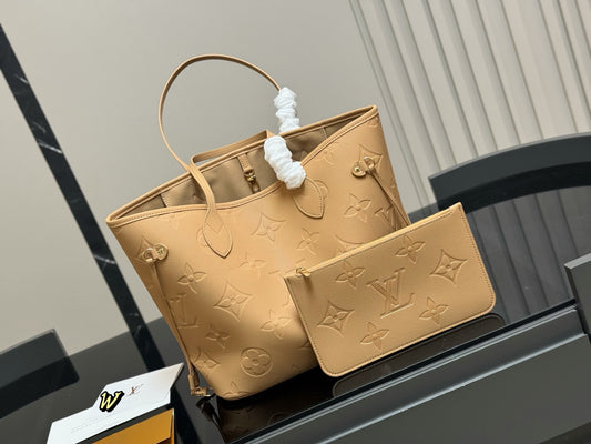 LV Purse set
