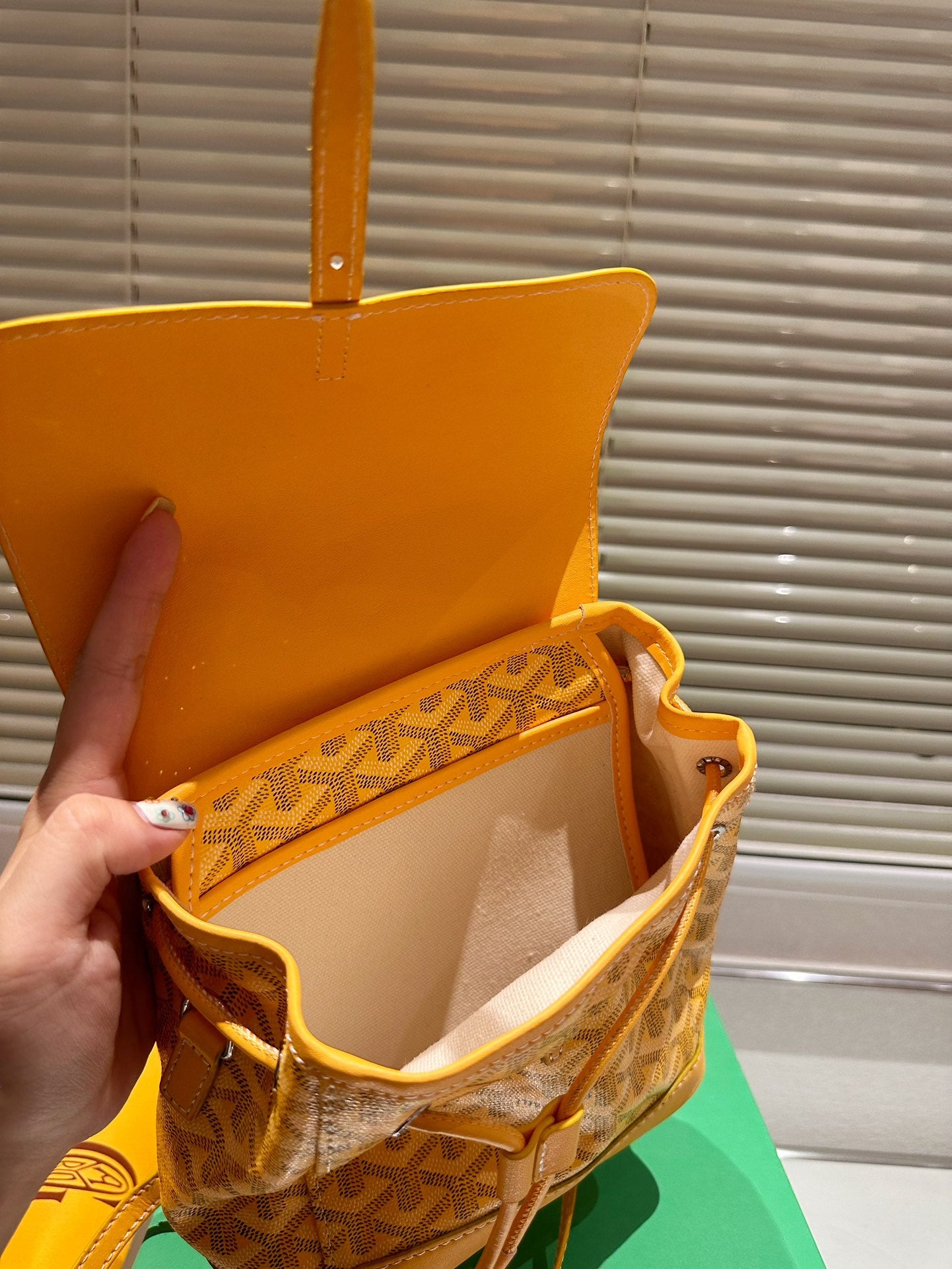 Goyard- Bag Pack (Yellow)